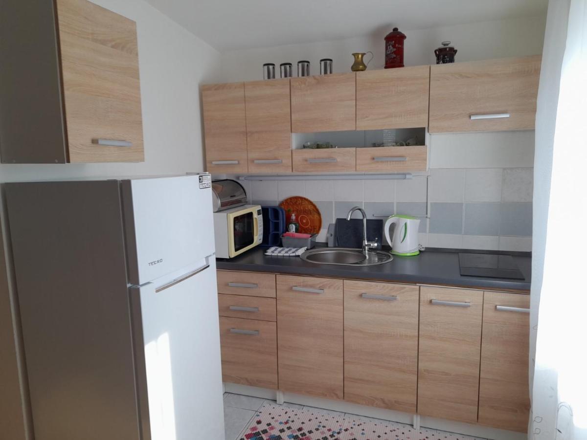 Apartamento Oaza Ražanac Exterior foto